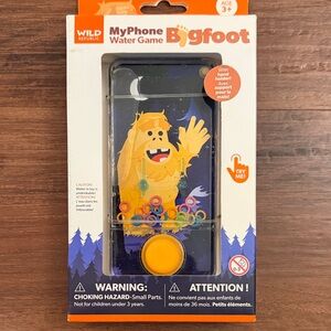 Wild Republic MyPhone Water Game - Bigfoot Design in Blue